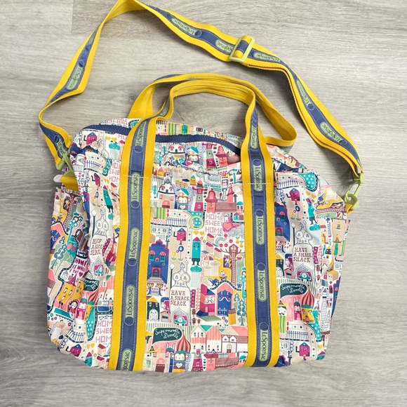 LeSportsac Artist in Residence Spring 2010 collectible Tote / Duffle Bag - Picture 6 of 7